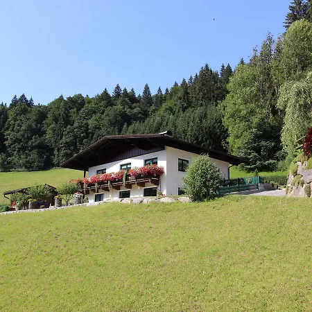 Διαμέρισμα Haus Am Waldrand